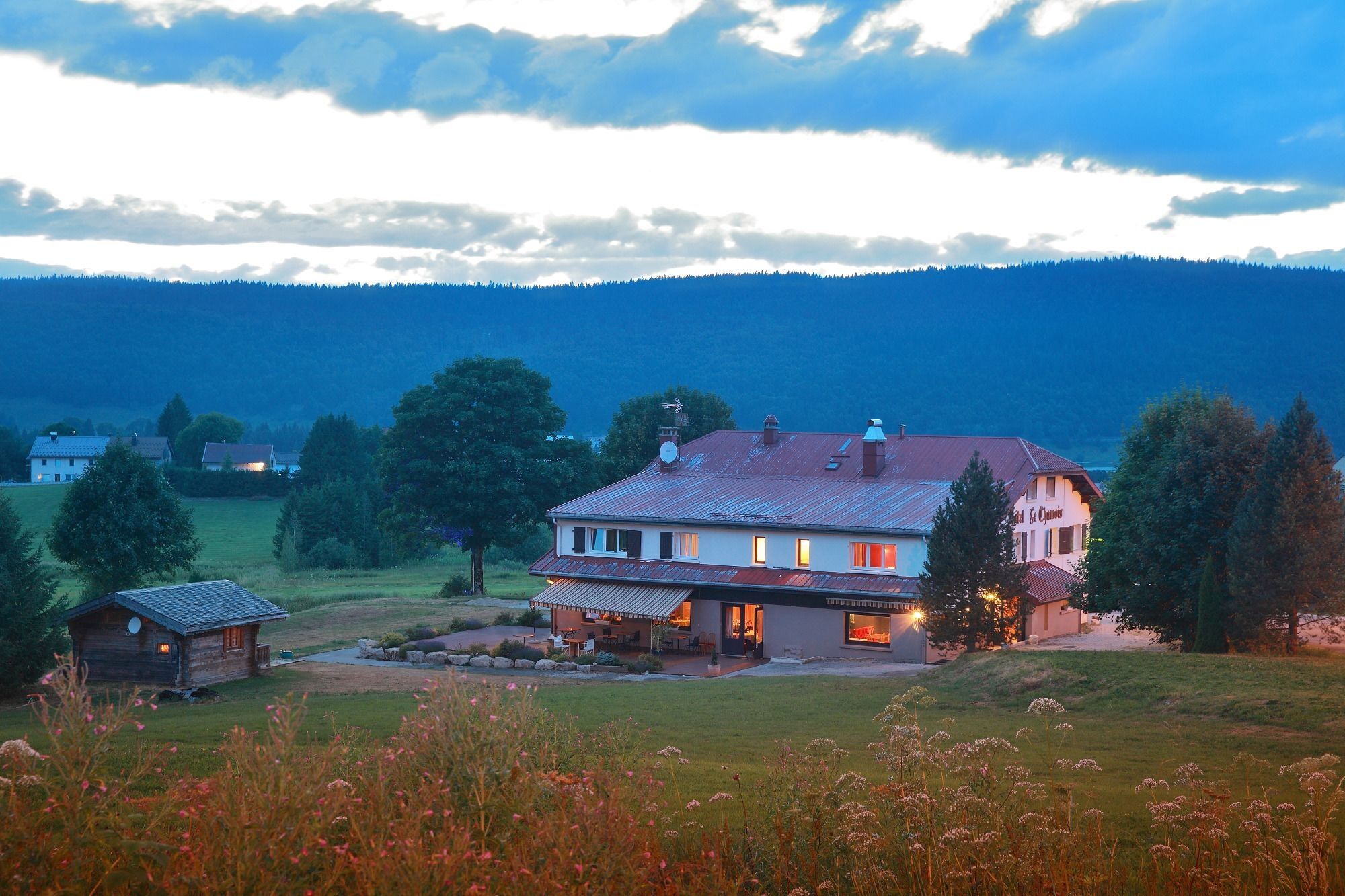 לה רוס Hotel Le Manoir Des Montagnes מראה חיצוני תמונה